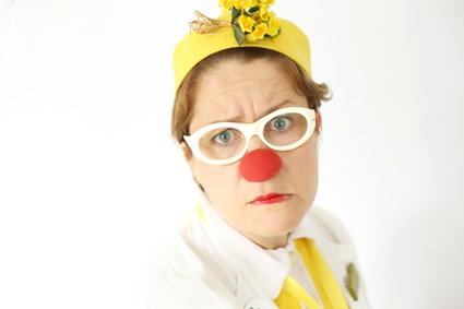 Clown: Dr. Roosa Narkoosa